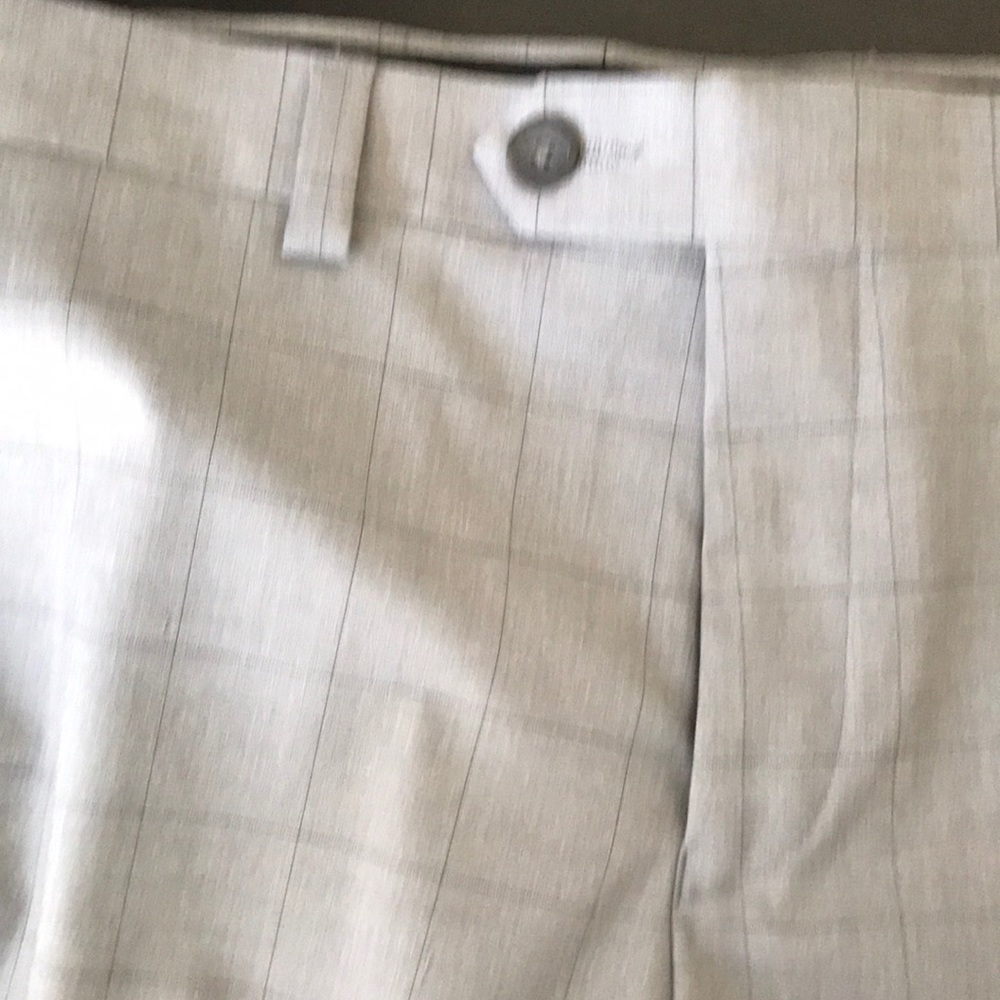 Suit - Picture 7 of 8